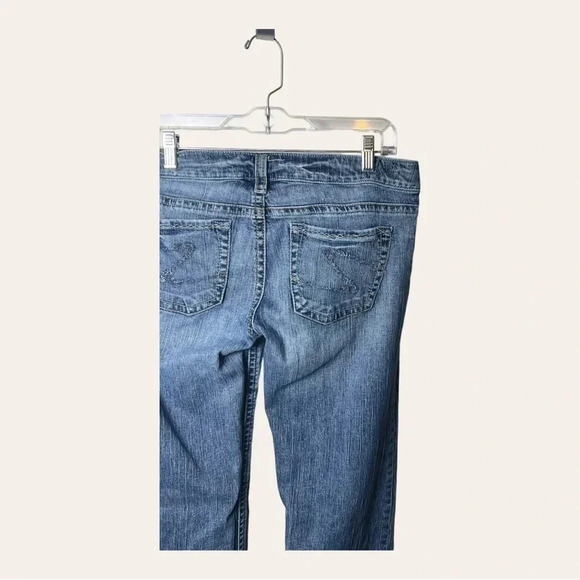 0502W. SILVER JEANS DENIM MEDIUM WASH IN COLOR SIZE 31 BOOTCUT STYLE - Picture 8 of 10